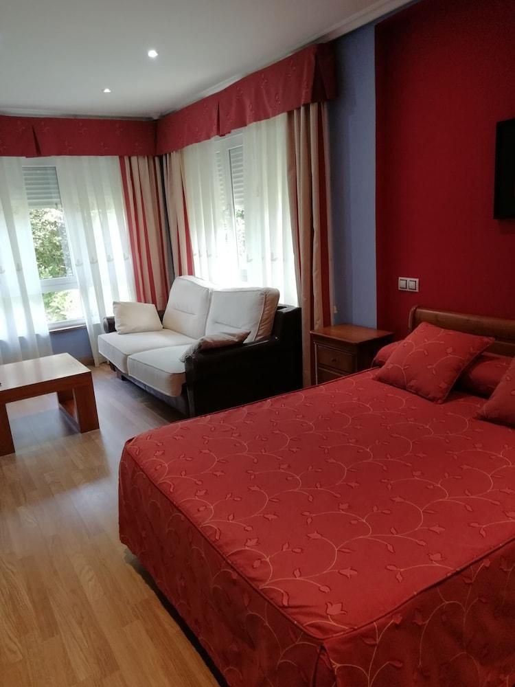 קודילרו Hotel Azpiazu מראה חיצוני תמונה