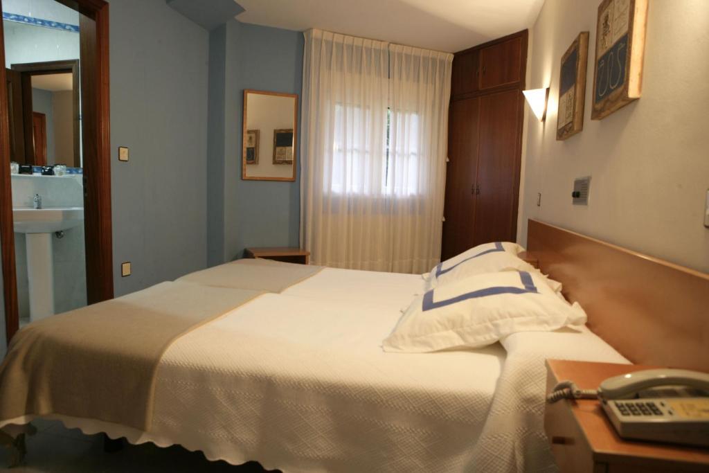 קודילרו Hotel Azpiazu מראה חיצוני תמונה