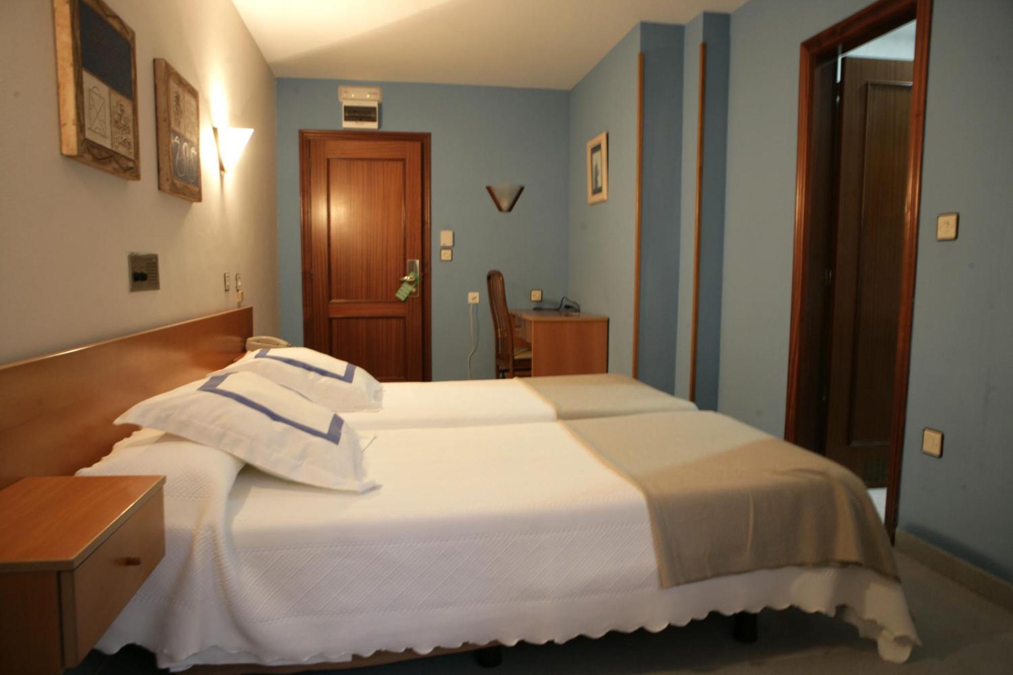 קודילרו Hotel Azpiazu מראה חיצוני תמונה