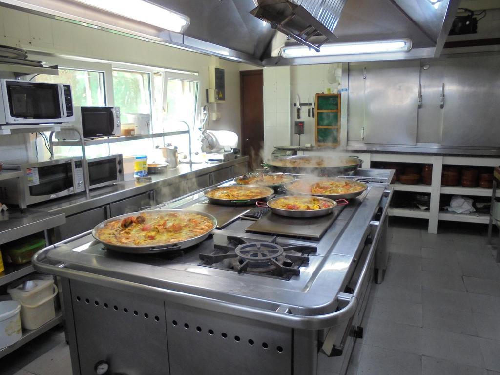 קודילרו Hotel Azpiazu מראה חיצוני תמונה
